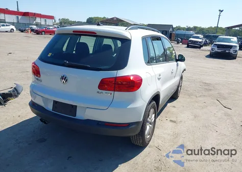 2015 Volkswagen Tiguan S z USA, uszkodzony, nr VIN WVGAV7AX7FW614152